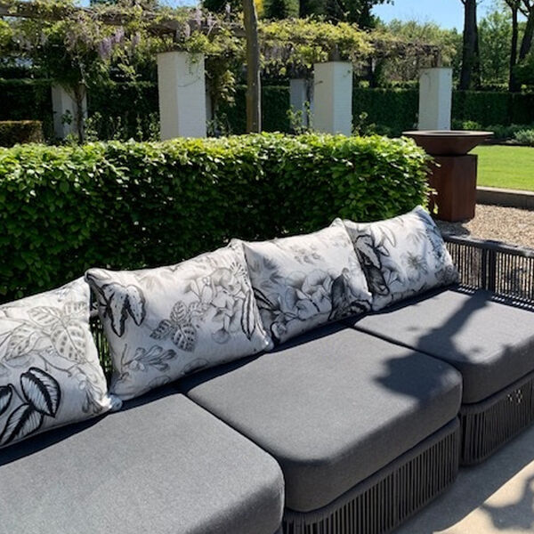 Outdoor kussen Madagascar grijs 50x70 AJ Originals